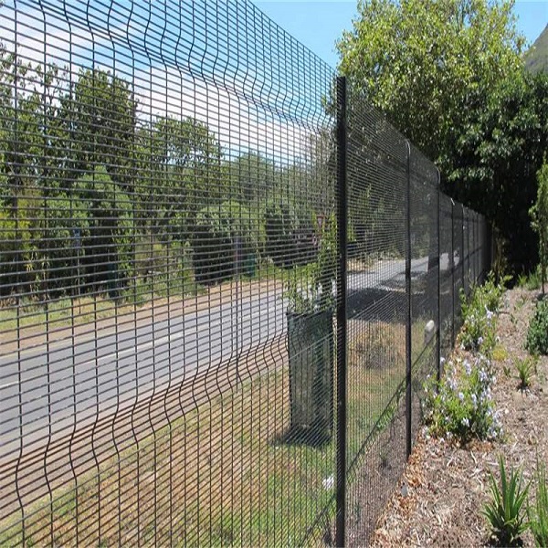 Welded Wire Fence: The Ultimate Solution for Security and Aesthetics